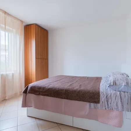 Luminosa Casa A Casoli Di Con Giardino Semesterbostad Atri