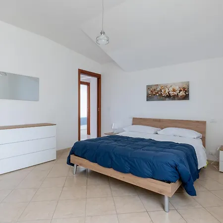 Ferienhaus Luminosa Casa A Casoli Di Con Giardino *